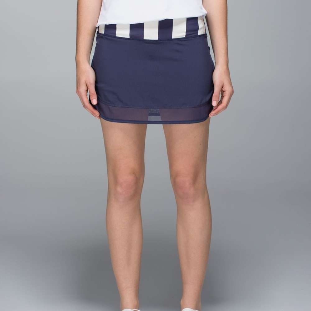 Lululemon Hotty Hot Skirt *4-way Stretch